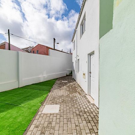 Cruzeiro Deluxe Apartments Lisbon Bagian luar foto