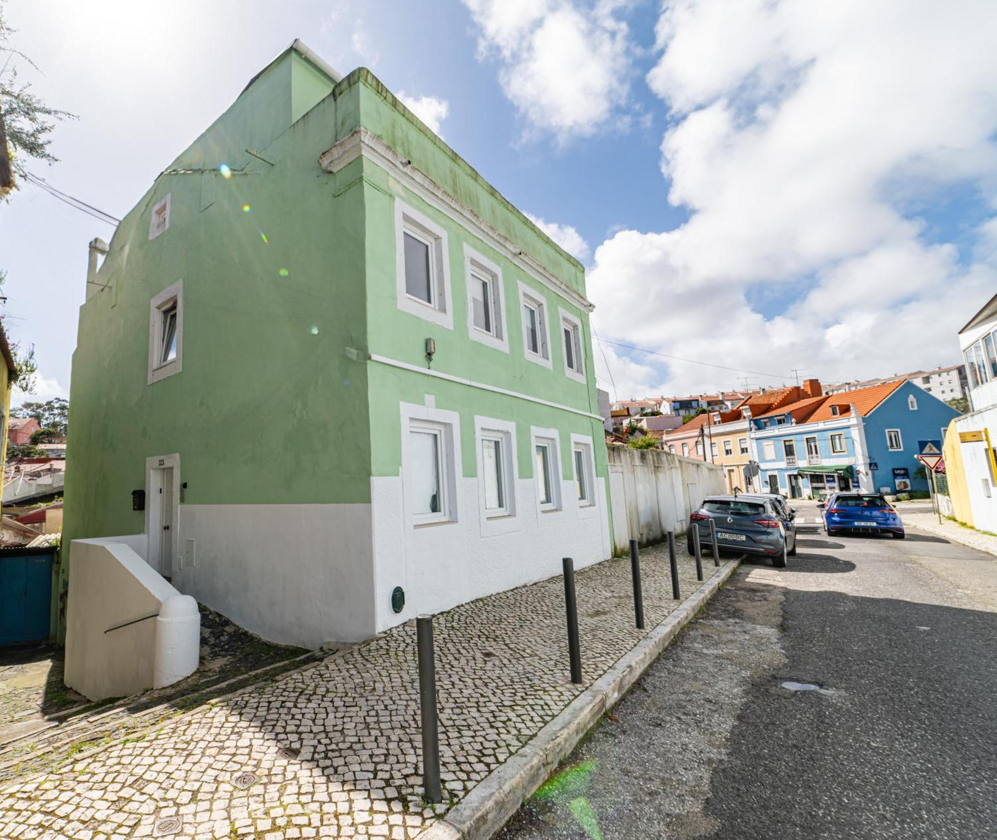 Cruzeiro Deluxe Apartments Lisbon Bagian luar foto